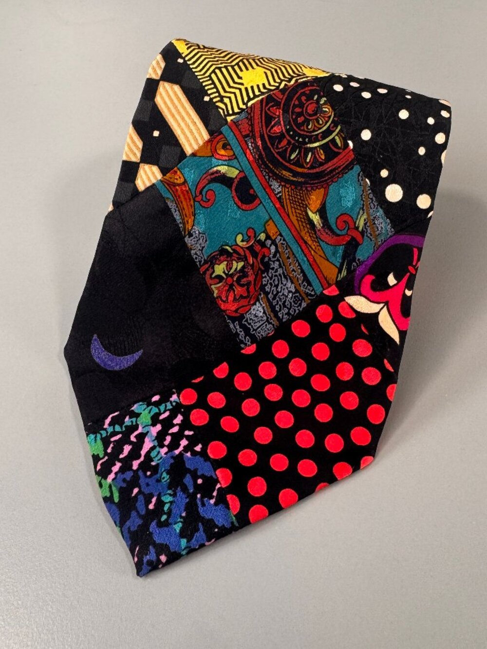 Vtg Brioni Necktie Multicolor Patchwork Geometric Print Made in Italy 100% Silk